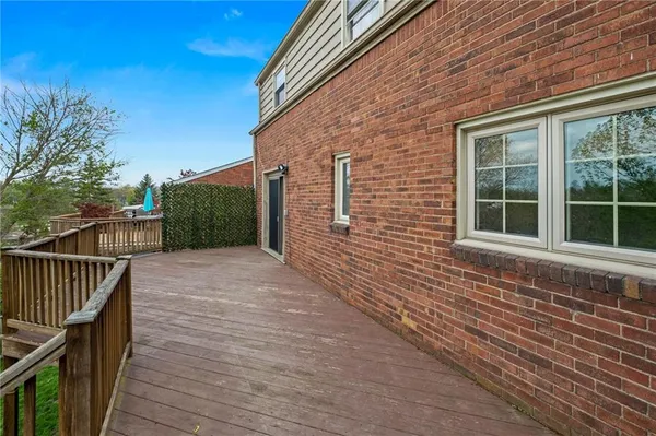 $449,000 | 1152 Pinewood Drive, Pittsburgh, PA 15243