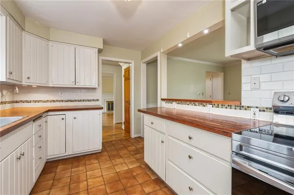 $449,000 | 1152 Pinewood Drive, Pittsburgh, PA 15243