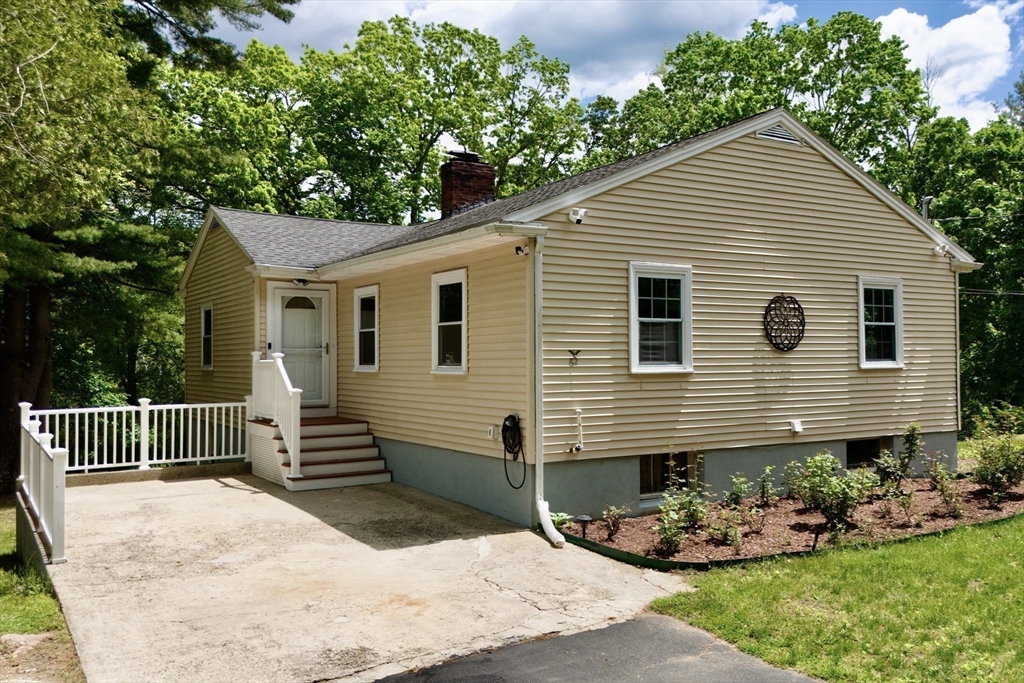 82 Cottage Street Natick, MA 01760 - Photo 5 of 32