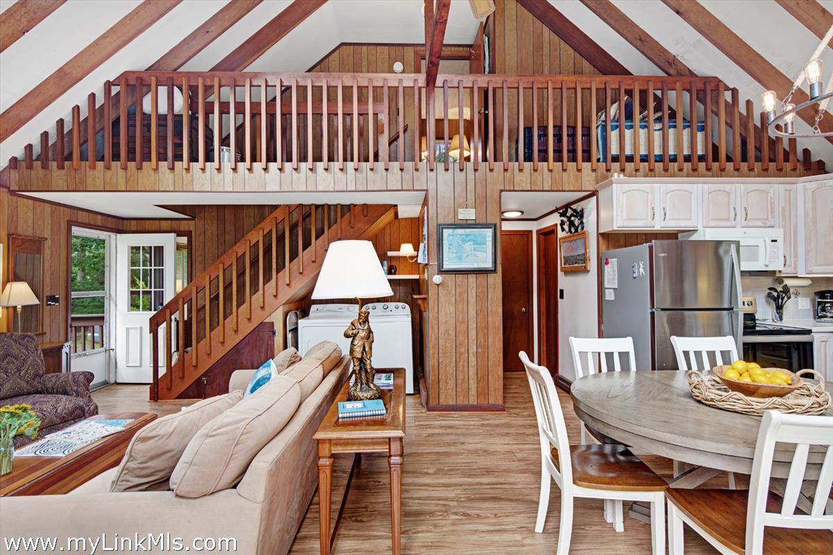 9 Galway Road West Tisbury, MA 02568 - Photo 14 of 26 a view of a chairs and table in the patio