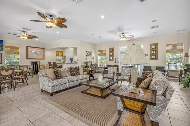 $375,000 | 14025 Oasis Springs Lane, Unit 901, Windermere, FL 34786