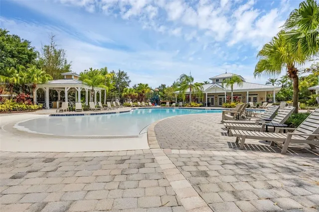 $375,000 | 14025 Oasis Springs Lane, Unit 901, Windermere, FL 34786