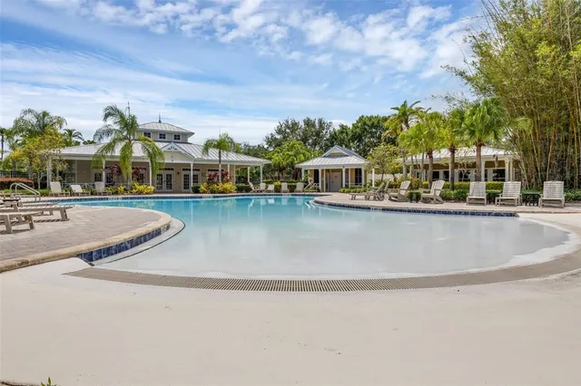 $375,000 | 14025 Oasis Springs Lane, Unit 901, Windermere, FL 34786