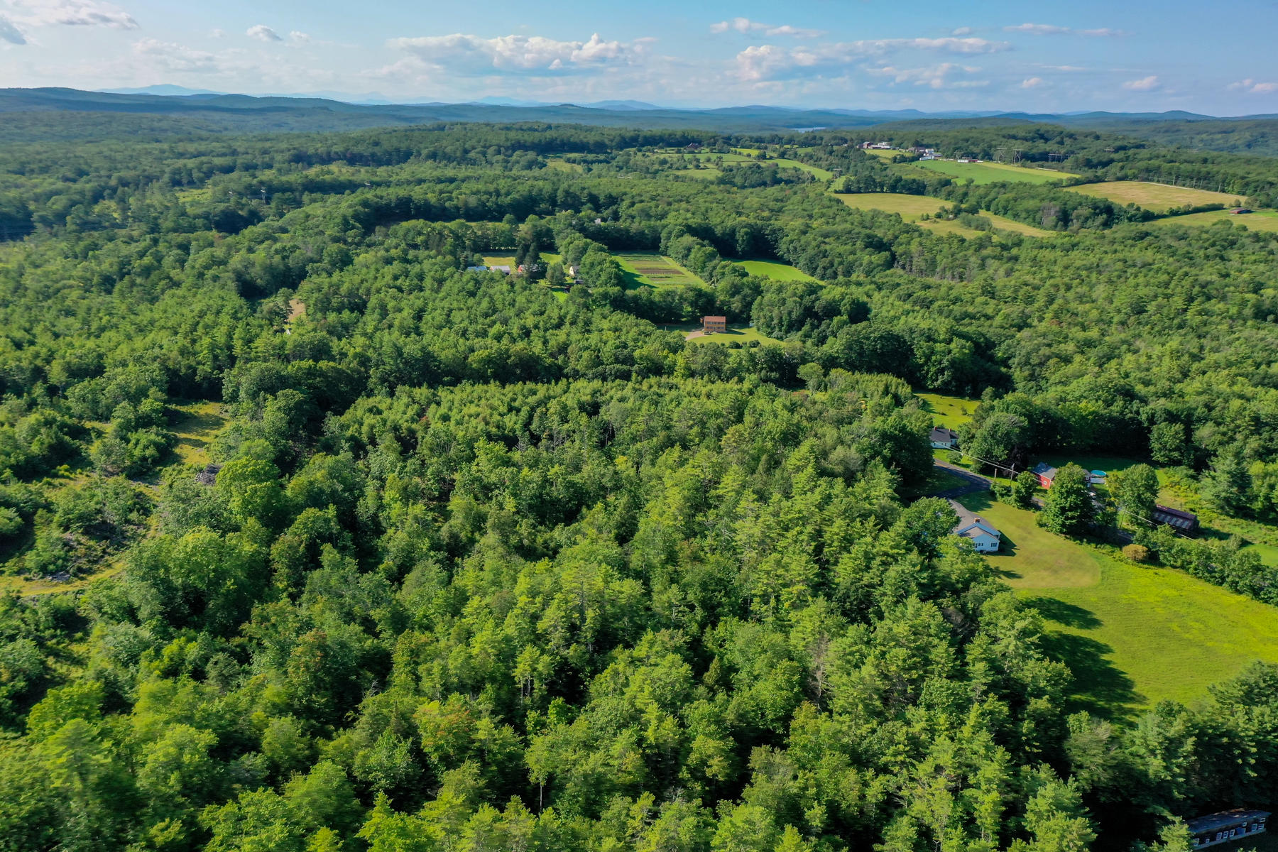 100 Sunset Road Springvale, ME 04083 - Photo 9 of 11 Pic#-7