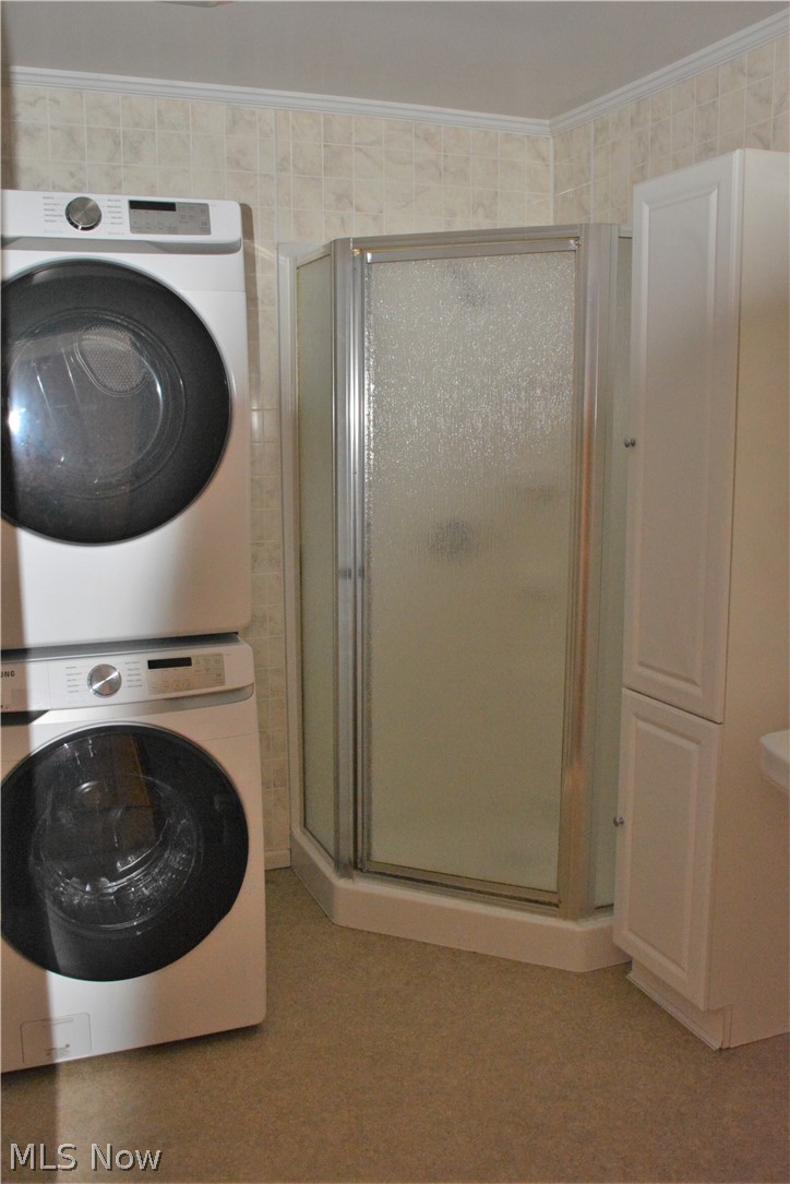 35130 Bainbridge Road North Ridgeville, OH 44039 - Photo 15 of 15 Laundry/full Bath