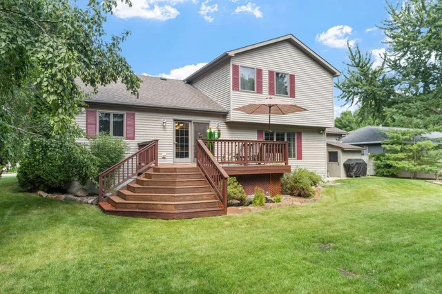 $449,000 | 810 East 7th Street, Litchfield, MN 55355