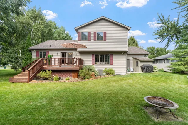 $449,000 | 810 East 7th Street, Litchfield, MN 55355