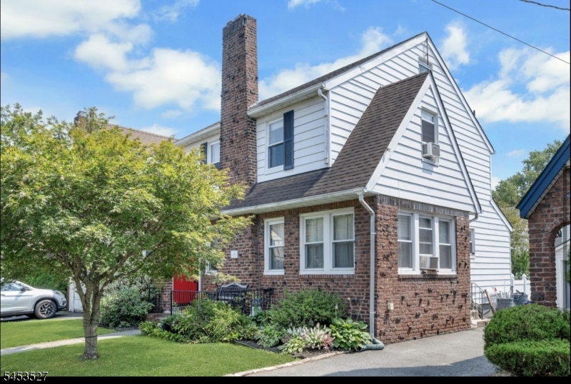 17 Ferncliff Road Bloomfield, NJ 07003 - Photo 18 of 34 Gallery Image 18