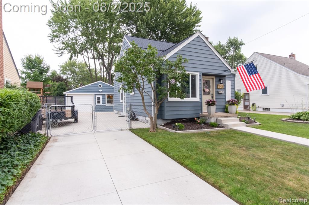 1642 Princeton Road Berkley, MI 48072 - Photo 2 of 30