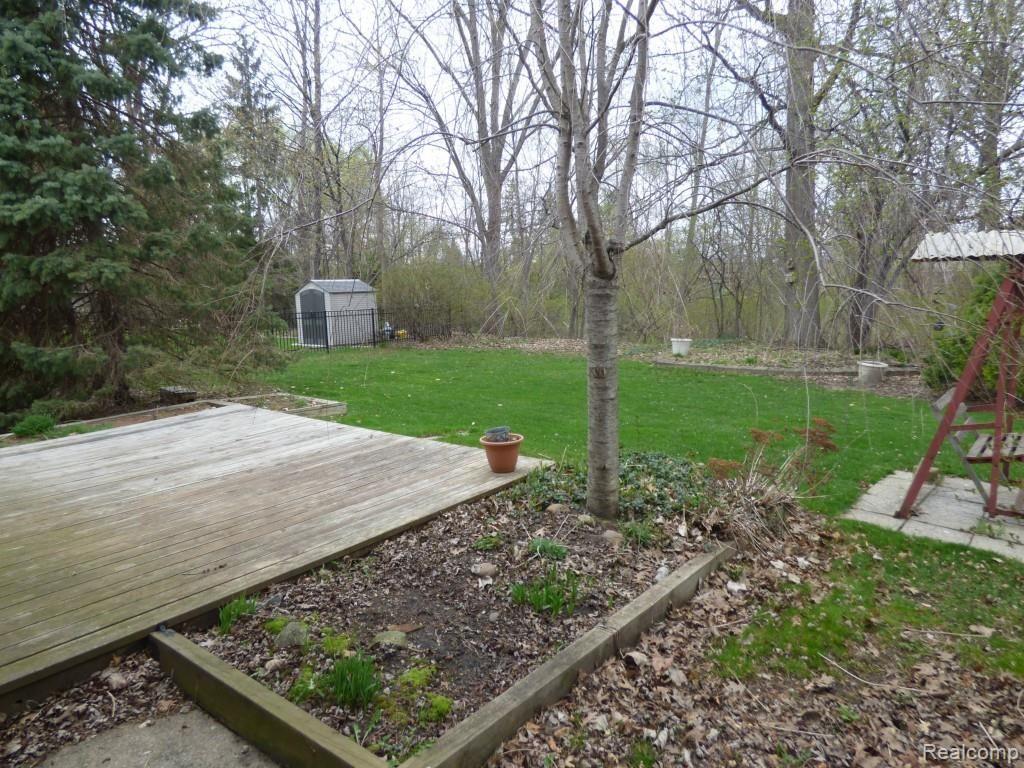 43132 Hanford Road Canton, MI 48187 - Photo 34 of 37 P1110664.jpg