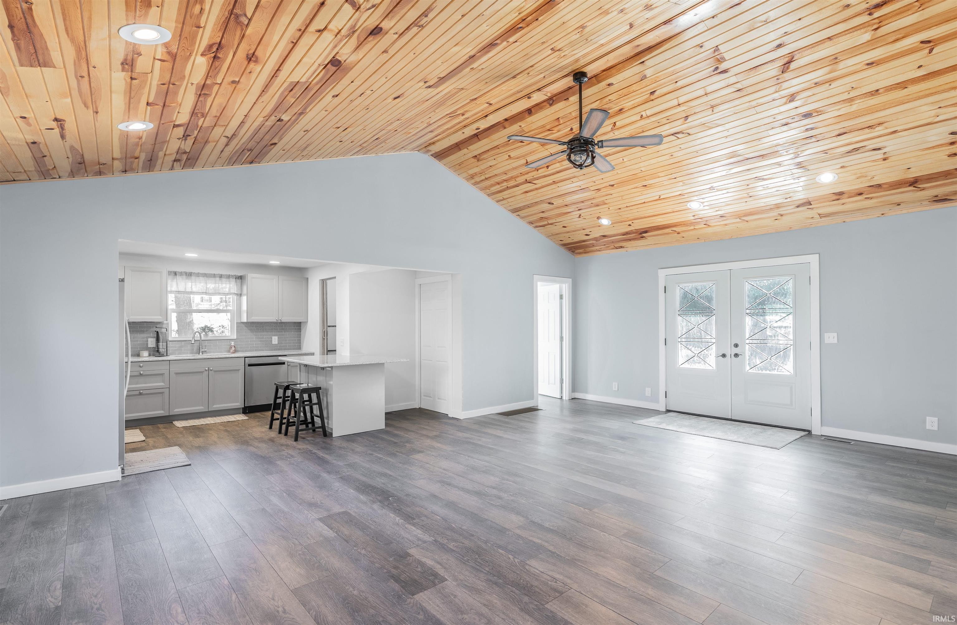 445 Hoing Road Evansville, IN 47725 - Photo 18 of 36