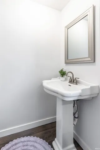 $379,900 | 445 Hoing Road, Evansville, IN 47725