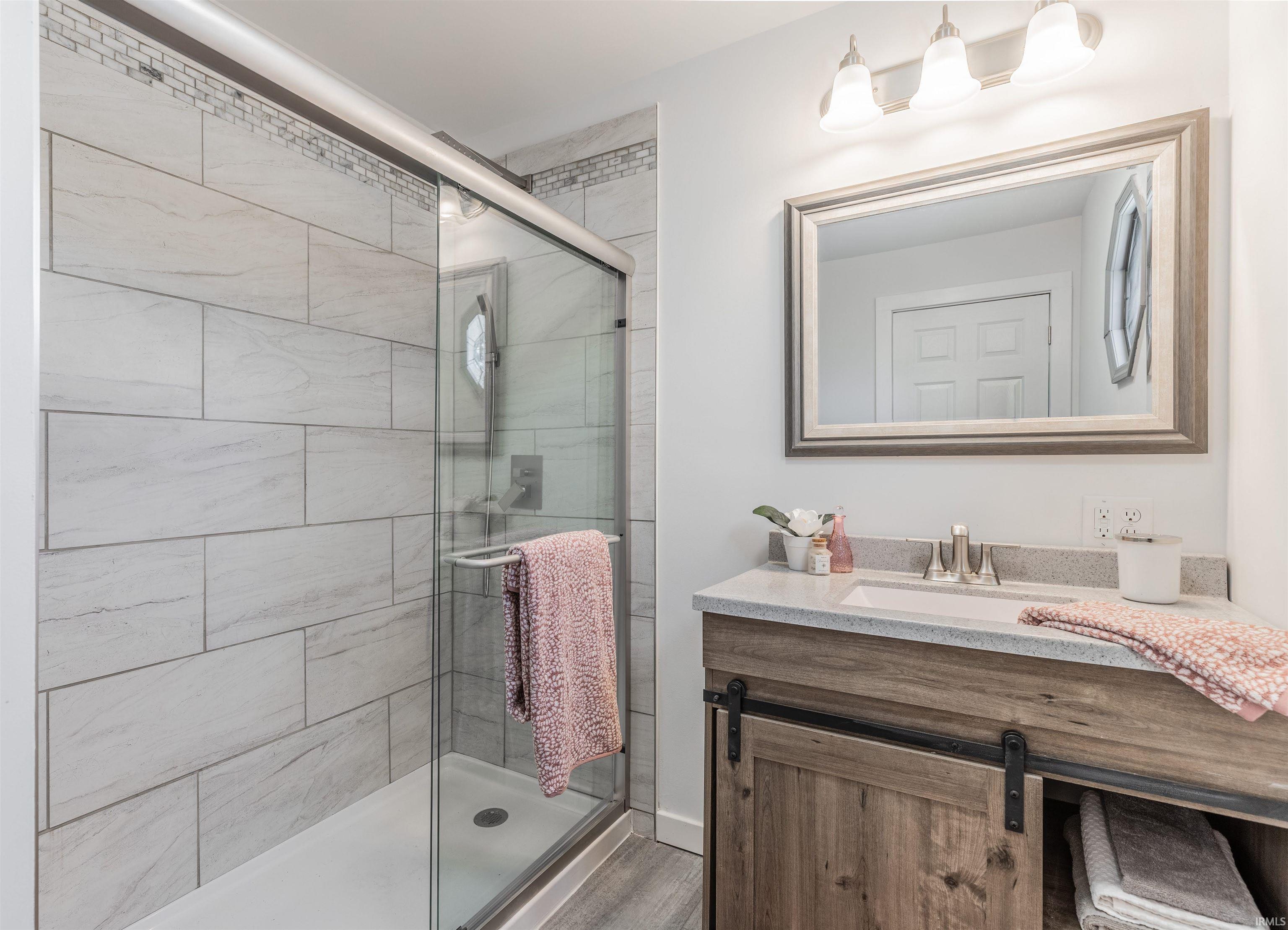 445 Hoing Road Evansville, IN 47725 - Photo 22 of 36