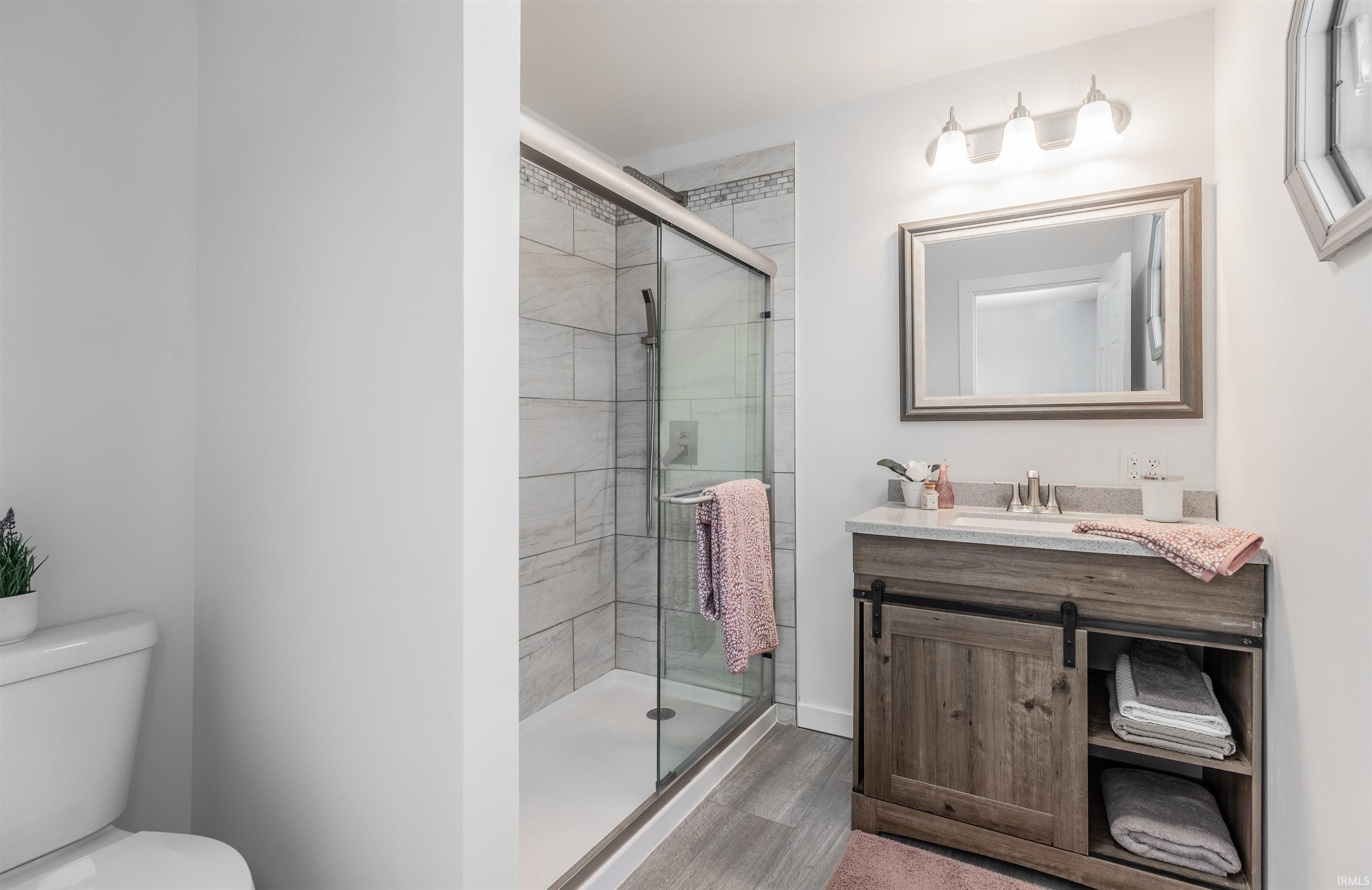 445 Hoing Road Evansville, IN 47725 - Photo 23 of 36