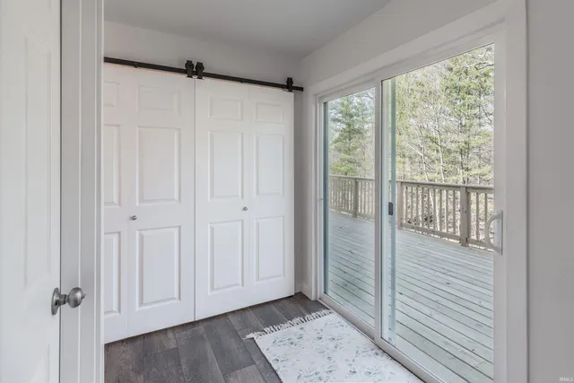 $379,900 | 445 Hoing Road, Evansville, IN 47725