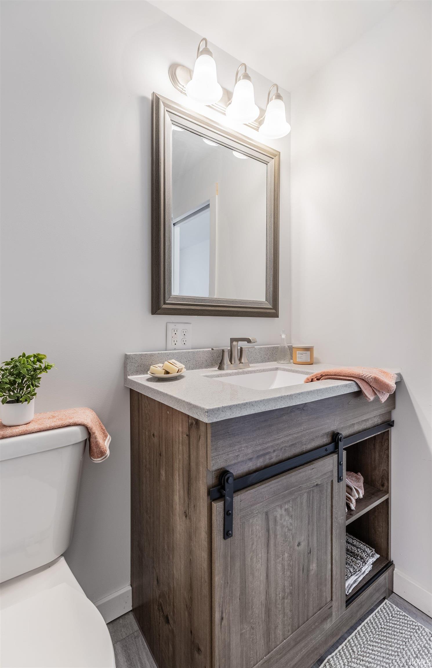 445 Hoing Road Evansville, IN 47725 - Photo 27 of 36