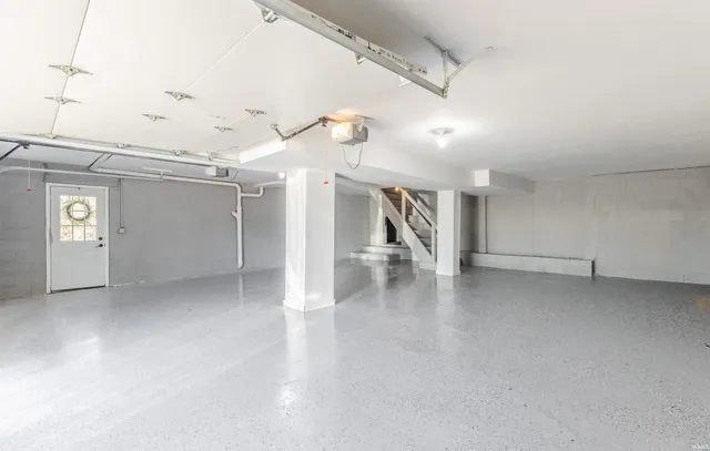 $379,900 | 445 Hoing Road, Evansville, IN 47725