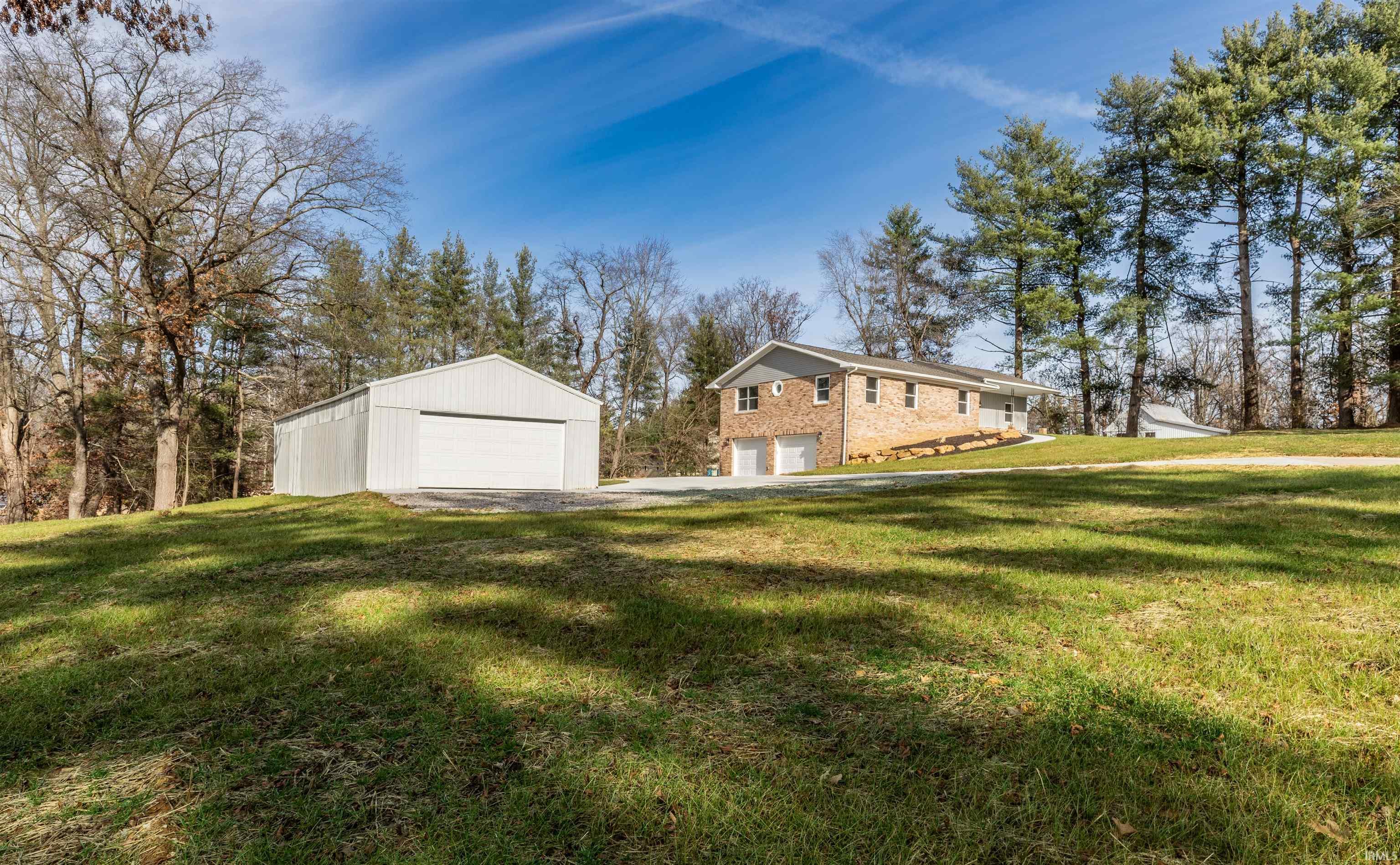 445 Hoing Road Evansville, IN 47725 - Photo 6 of 36