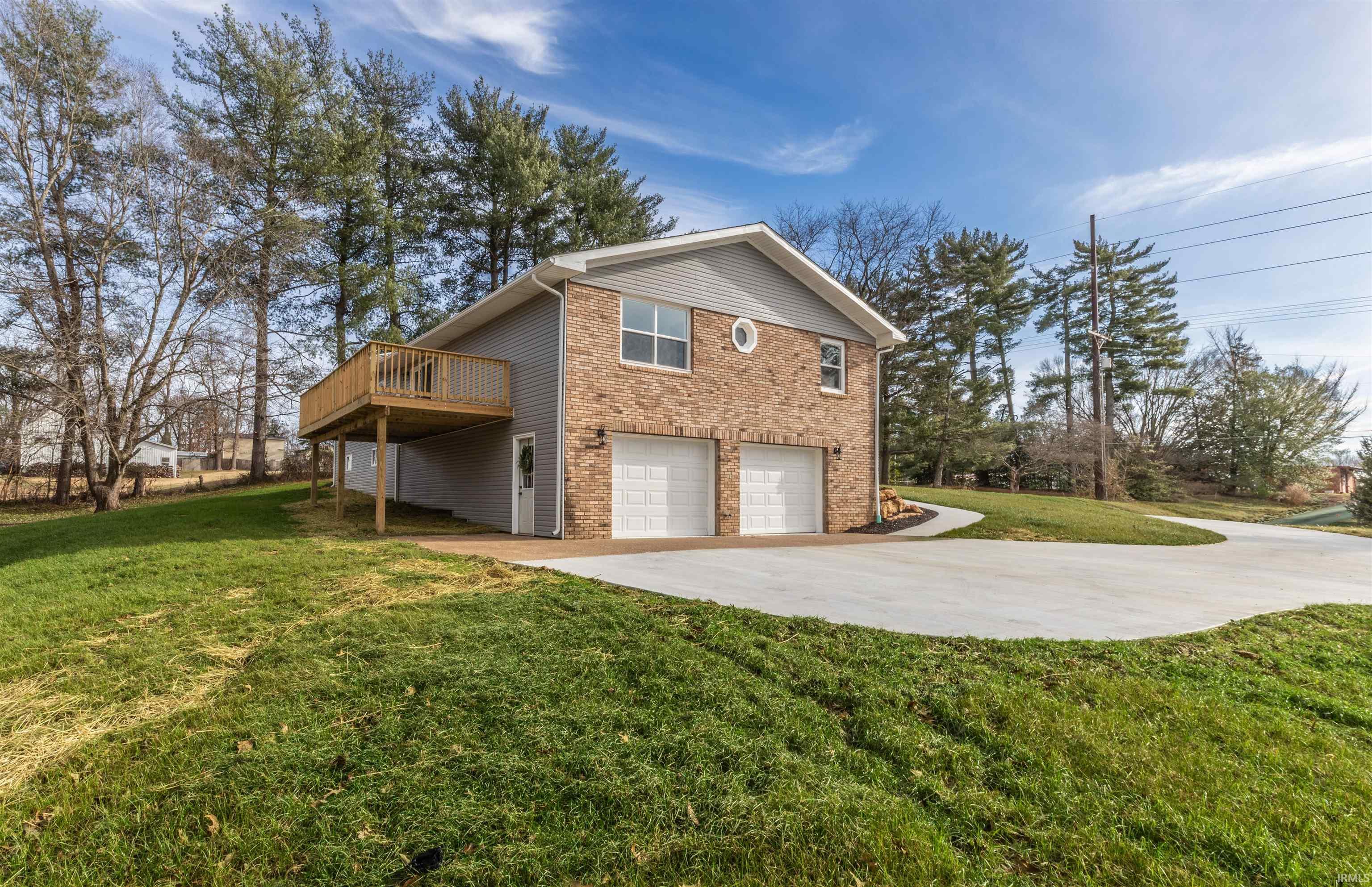 445 Hoing Road Evansville, IN 47725 - Photo 7 of 36