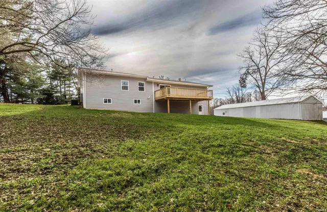 $379,900 | 445 Hoing Road, Evansville, IN 47725