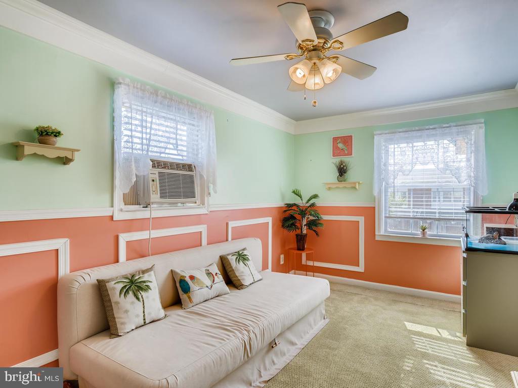 2027 Kelmore Road Baltimore, MD 21222 - Photo 22 of 31 Bedroom 2 -- Miami-style! (Upper Level)
