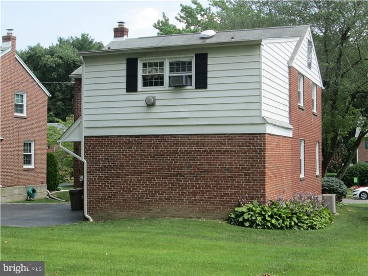 546 Evans Road Springfield, PA 19064 - Photo 22 of 24 Exterior Back