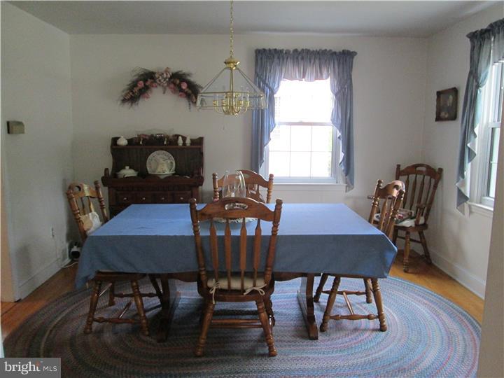 546 Evans Road Springfield, PA 19064 - Photo 7 of 24 Dining Room