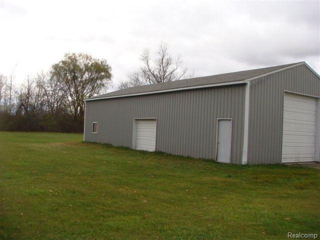 8651 Frith Road Columbus, MI 48063 - Photo 5 of 18 frith (53) (Small).JPG