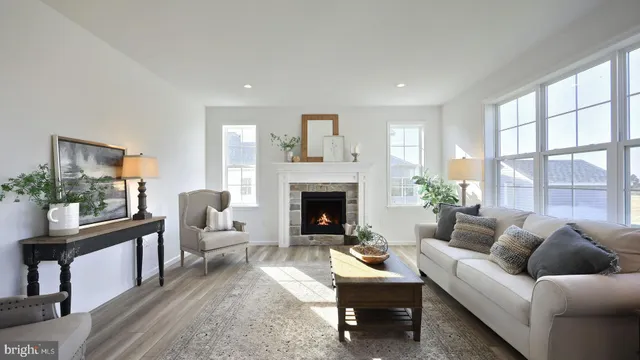 $599,900 | 157 Copper Ridge Drive, Newmanstown, PA 17073