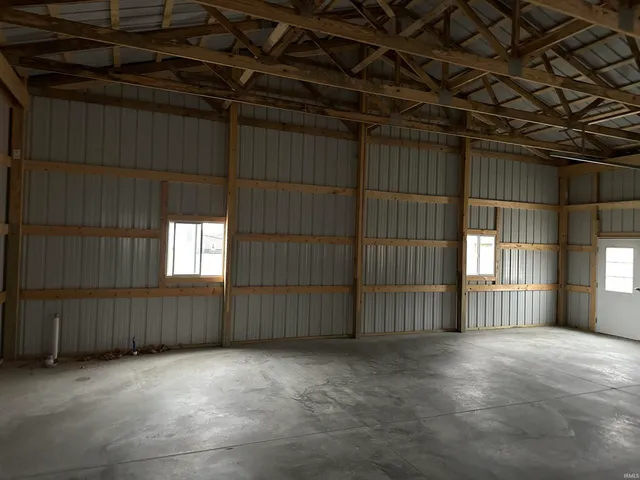 $100,000 | 263 South Commercial Street, Worthington, IN 47471