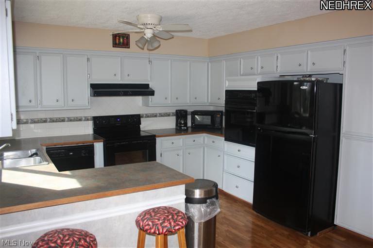 341 Edmore Road Akron, OH 44333 - Photo 8 of 25 Gallery Image 8