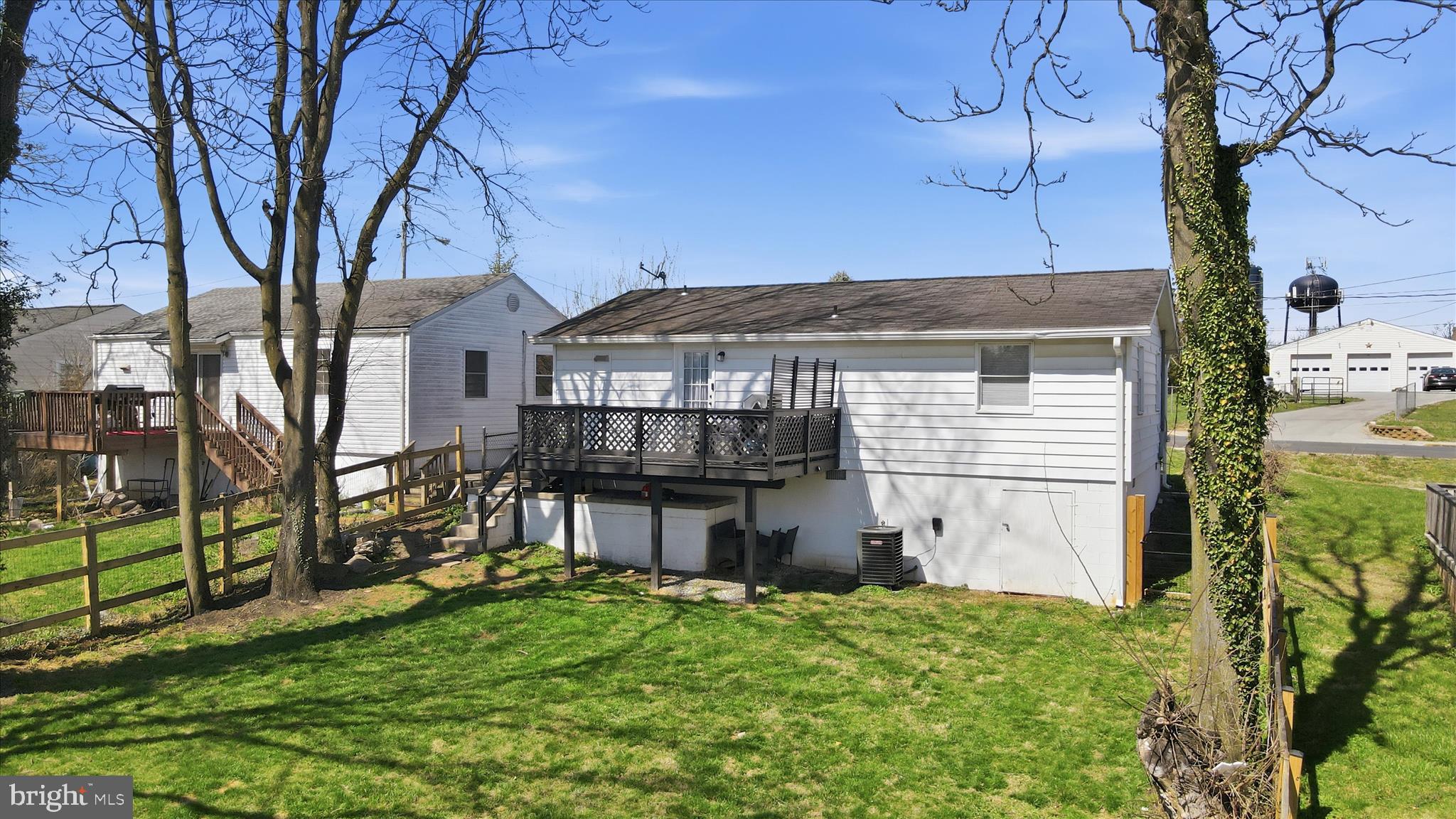 218 East 4th Avenue Ranson, WV 25438 - Photo 3 of 25