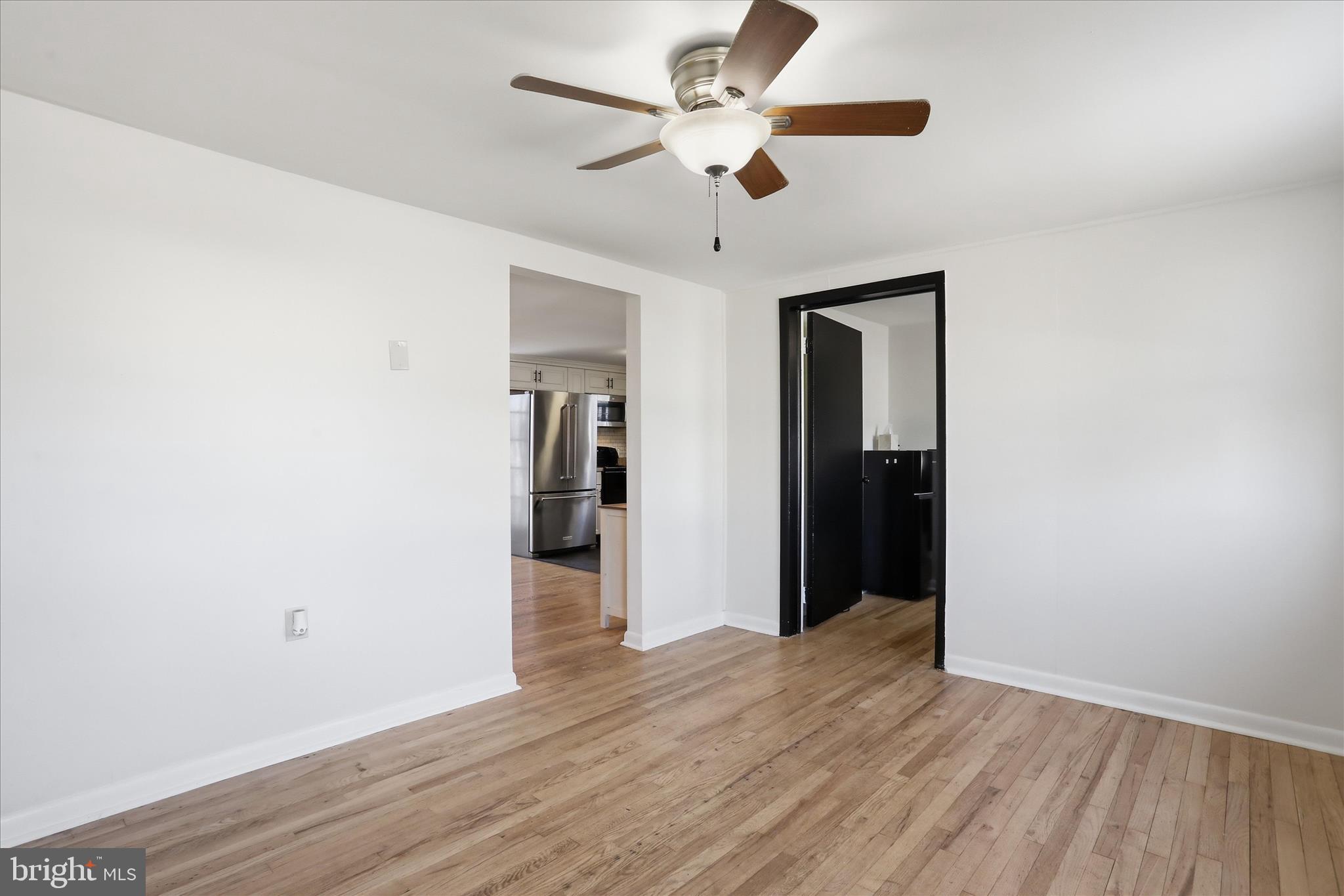 218 East 4th Avenue Ranson, WV 25438 - Photo 8 of 25 living room
