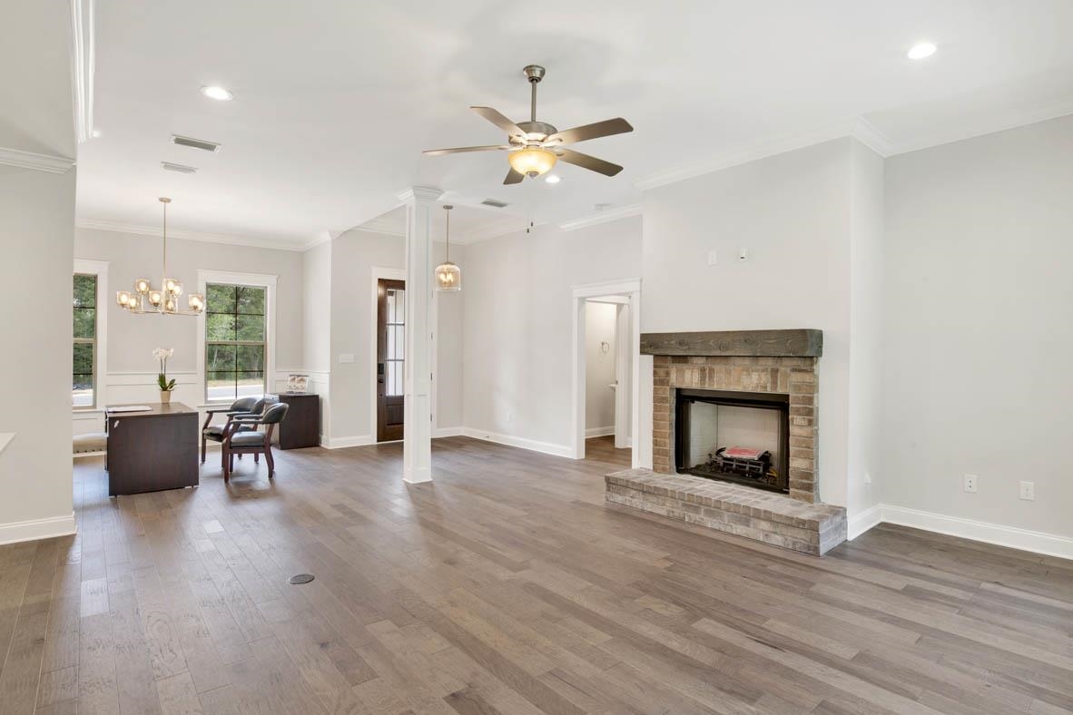 10969 Secretariat Boulevard Daphne, AL 36526 - Photo 13 of 27 Living Room