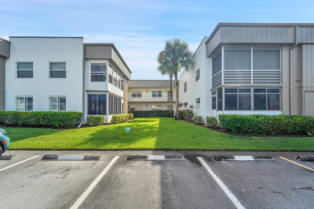 $1,800 | 407 Piedmont J, Delray Beach, FL 33484