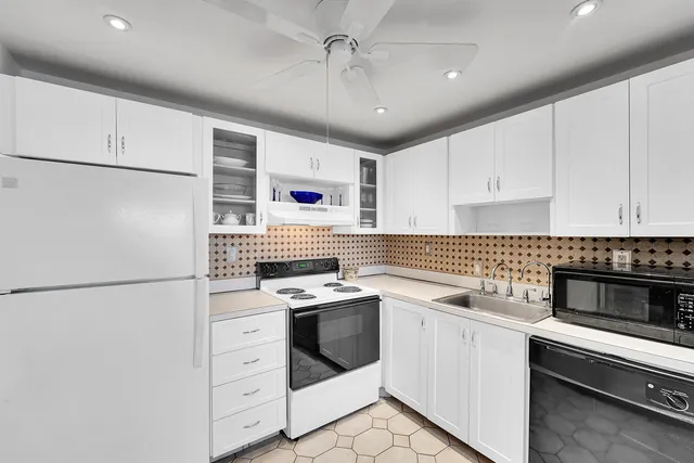 $1,800 | 407 Piedmont J, Delray Beach, FL 33484