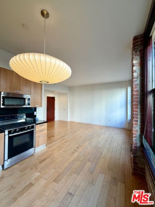 460 South Spring Street, Unit 303 Los Angeles, CA 90013 - Photo 4 of 9