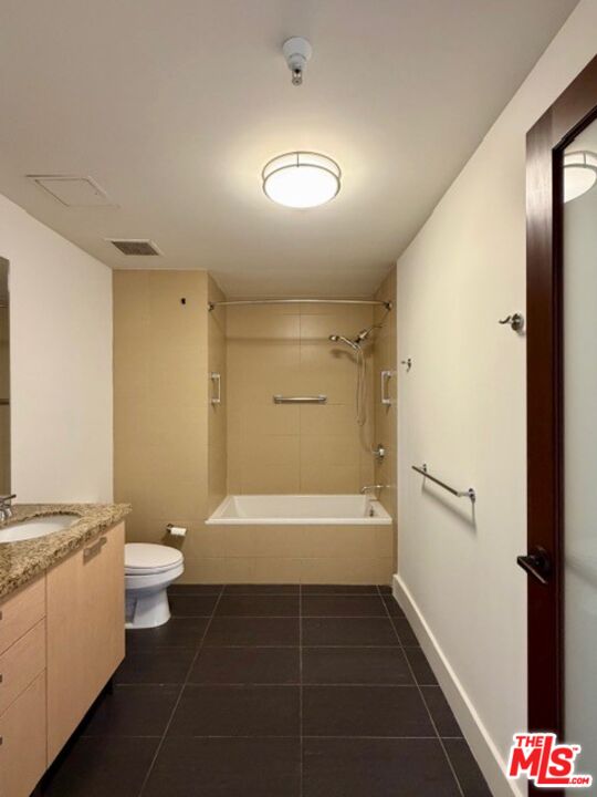 460 South Spring Street, Unit 303 Los Angeles, CA 90013 - Photo 9 of 9