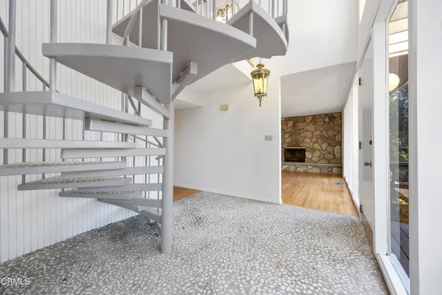 $1,275,000 | 3556 Canyon Crest Road, Altadena, CA 91001