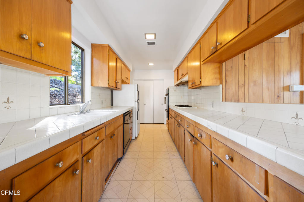 3556 Canyon Crest Road Altadena, CA 91001 - Photo 26 of 55 FLEX 3000-25