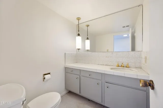 $1,275,000 | 3556 Canyon Crest Road, Altadena, CA 91001