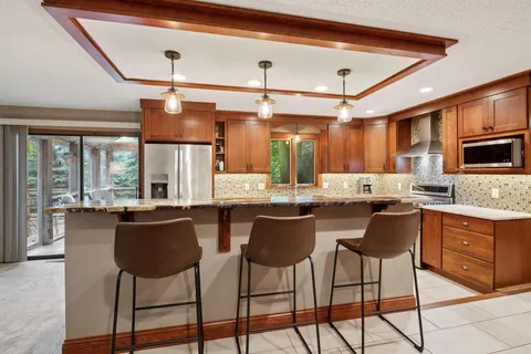 $595,000 | 10561 Maryland Road, Bloomington, MN 55438