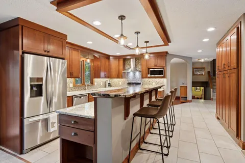 $595,000 | 10561 Maryland Road, Bloomington, MN 55438