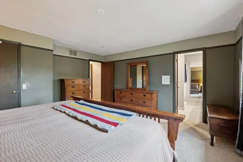 $595,000 | 10561 Maryland Road, Bloomington, MN 55438