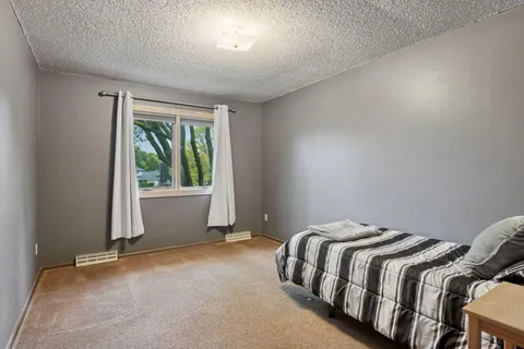 $595,000 | 10561 Maryland Road, Bloomington, MN 55438