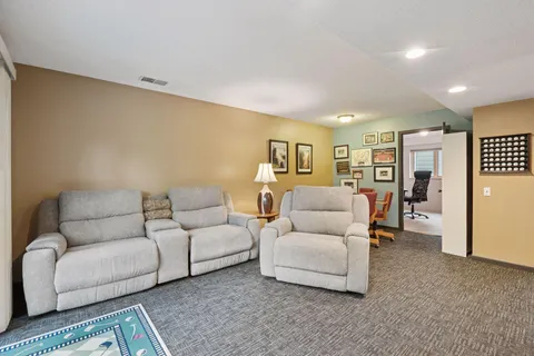 $595,000 | 10561 Maryland Road, Bloomington, MN 55438