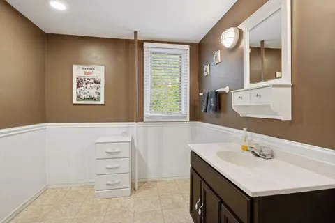 $595,000 | 10561 Maryland Road, Bloomington, MN 55438