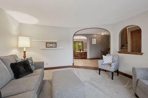 $595,000 | 10561 Maryland Road, Bloomington, MN 55438