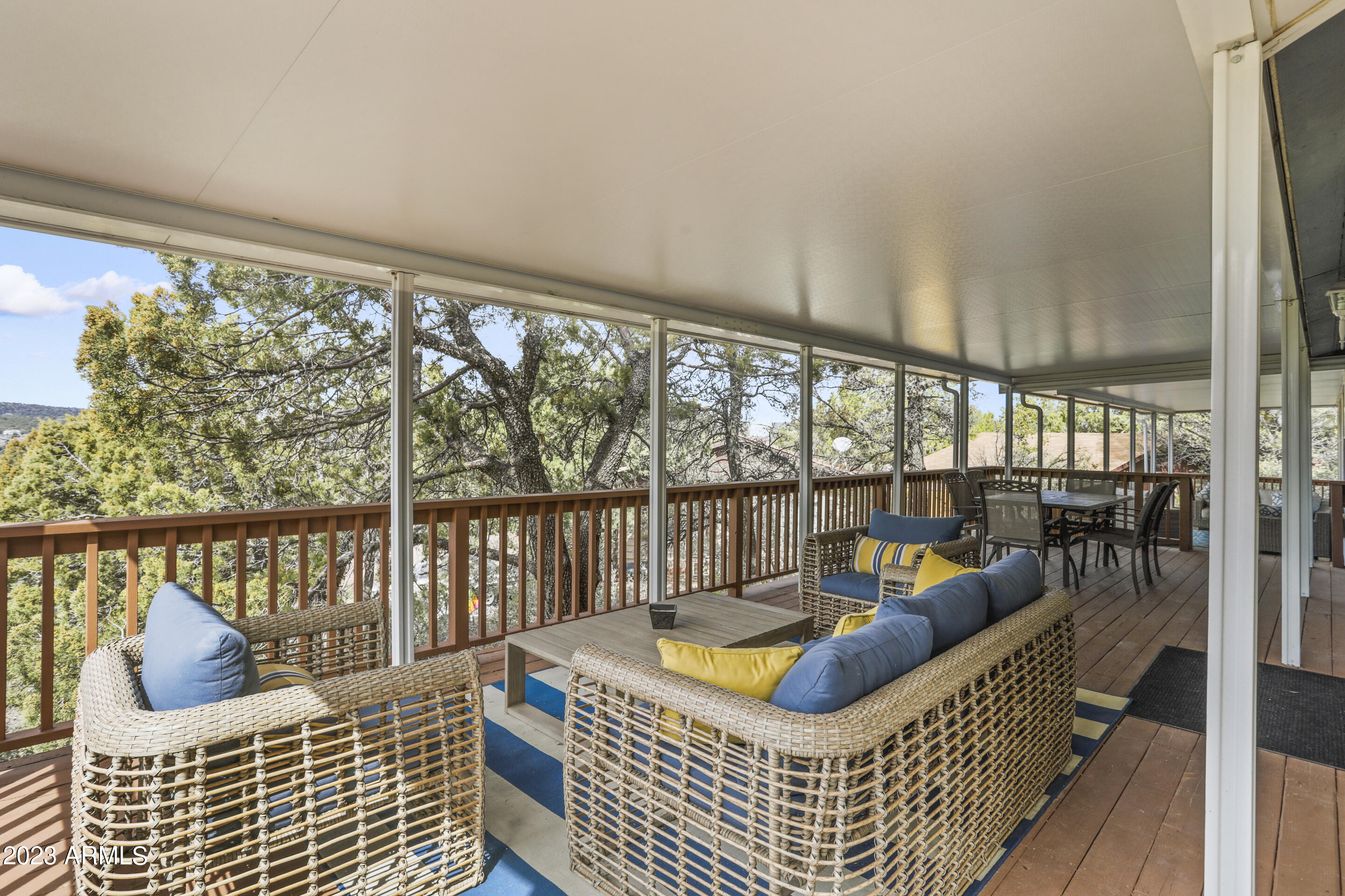 COVERED DECK
