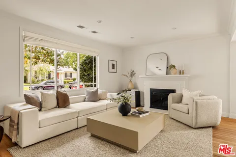 $1,695,000 | 7805 Denrock Avenue, Los Angeles, CA 90045